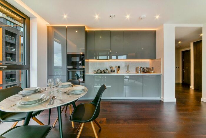 2 Bedroom Flat To Rent In Madeira Tower, The Residence, Nine Elms, London, SW11