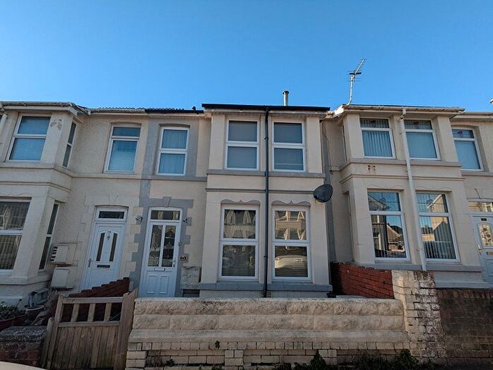 3 Bedroom Terraced House For Sale In Suffolk Place, Porthcawl, CF36