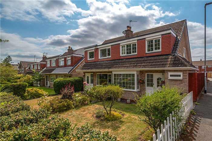 3 Bedroom Semi-Detached House For Sale In Hathaway Walk, Leeds, West Yorkshire, LS14