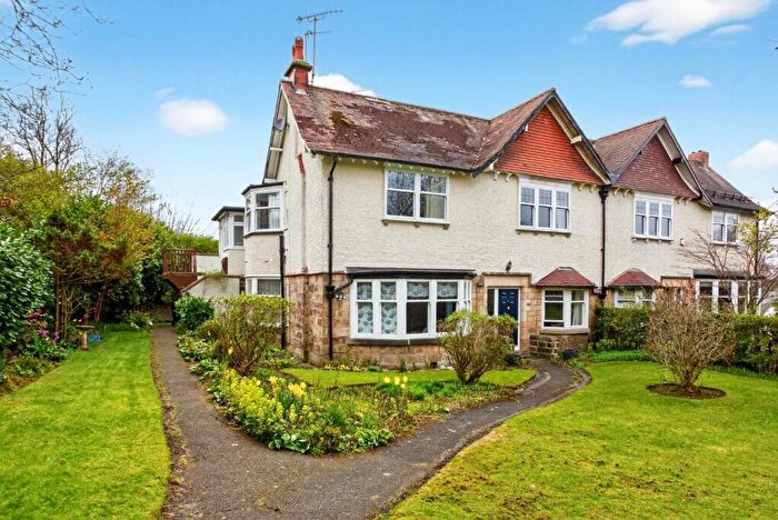 2 Bedroom Apartment For Sale In Ripon Road, Harrogate, HG1