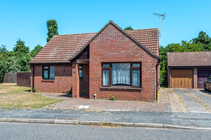 3 Bedroom Detached Bungalow For Sale In Fen Meadow, Trimley St. Mary, IP11