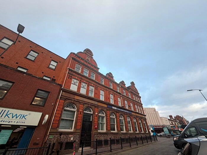 2 Bedroom Flat To Rent In Abington Street, Northampton, NN1