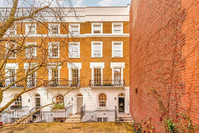 2 Bedroom Maisonette For Sale In St. Petersburgh Place, Notting Hill, W2