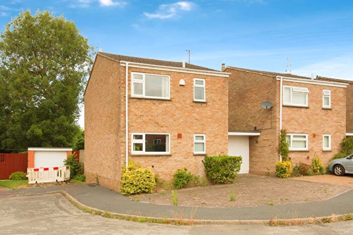 3 Bedroom Link Detached House For Sale In Cherry Bounds Road, Girton, Cambridge, CB3