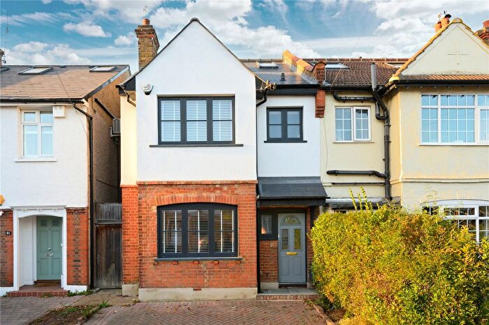 4 Bedroom Semi-Detached House To Rent In Gloucester Road, Kingston Upon Thames, Surrey, KT1