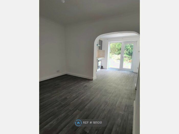 1 Bedroom Terraced House To Rent In Chequer Street, Wolverhampton, WV3