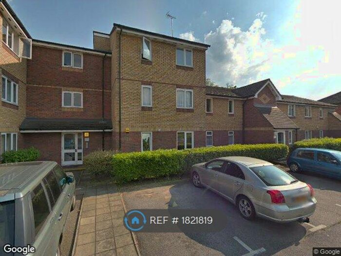 2 Bedroom Flat To Rent In Shortlands Close, Belvedere, DA17