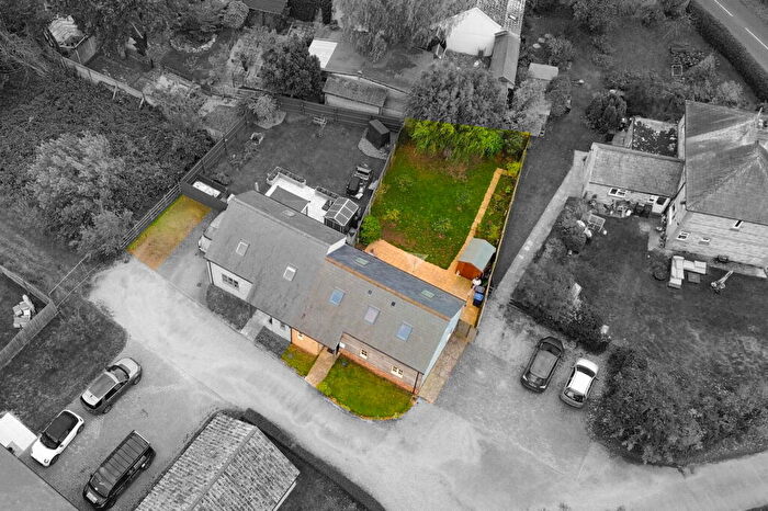 2 Bedroom Semi Detached House For Sale In Grove Farm Close, Offord D'Arcy, St. Neots, PE19