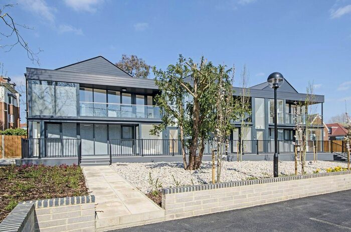 2 Bedroom Flat To Rent In Tregenna Court, Wembley, HA0