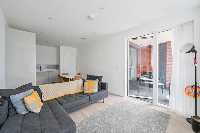 1 Bedroom Flat For Sale In Galyon Point, Royal Docks, London, E16