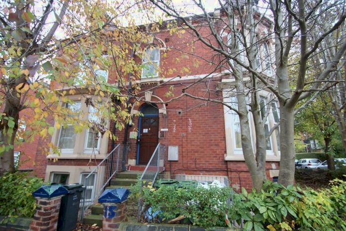 5 Bedroom Terraced House To Rent In Regent Park Avenue, Hyde Park, Leeds, LS6