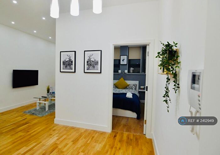 1 Bedroom Flat To Rent In Market Place, Reading, RG1