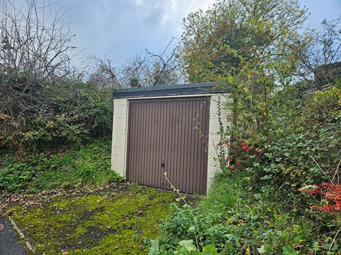 Property For Sale In Furzedown Road, Kings Somborne, Stockbridge, SO20