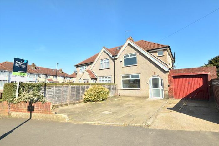 3 Bedroom Semi-Detached House To Rent In Clairvale Road, Heston, Hounslow TW5