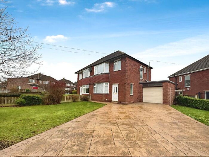 3 Bedroom Semi-Detached House To Rent In Lodge Lane, Aston, Sheffield, South Yorkshire, S26