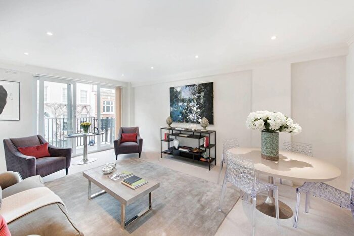 2 Bedroom Flat To Rent In Pheasantry House, Chelsea, London, SW3