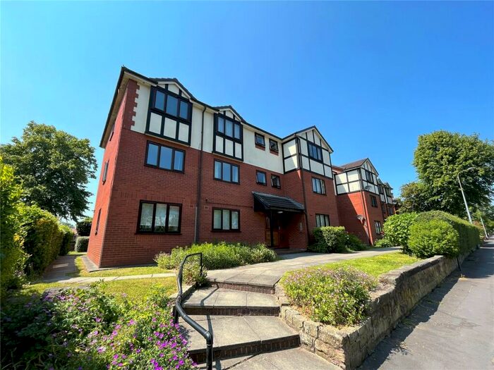 2 Bedroom Apartment To Rent In Hillcrest, Park Road, Salford, M6