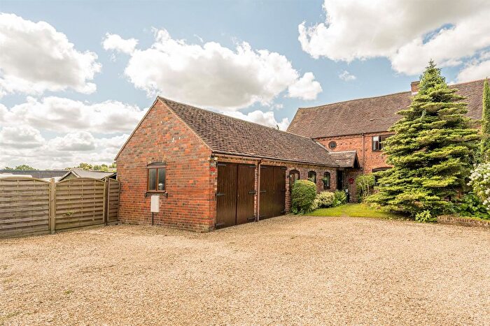 4 Bedroom Barn Conversion For Sale In Lutley Lane, Hayley Green, Halesowen, B63