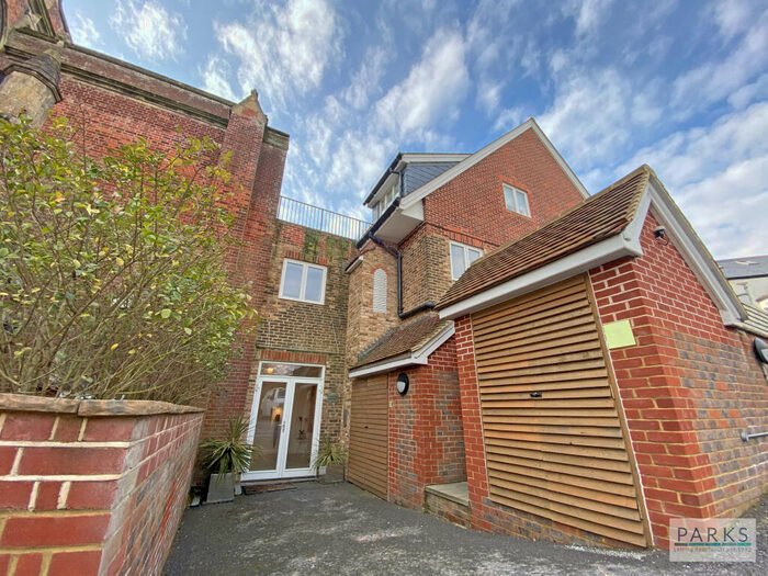 2 Bedroom Apartment To Rent In Florence Road, Brighton, BN1