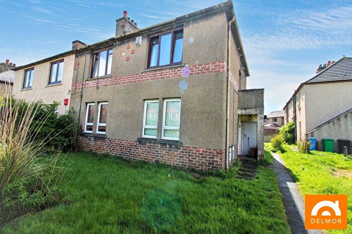 2 Bedroom Flat For Sale In Memorial Road, Methil, KY8