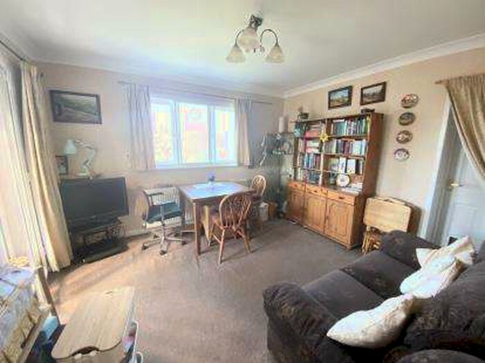 3 Bedroom Bungalow For Sale In Hill View, Brynybaal, Mold, Flintshire