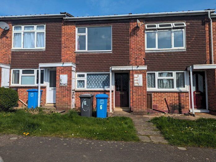 2 Bedroom Terraced House To Rent In Redwood Close, Desborough, NN14