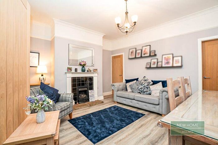 3 Bedroom Terraced House For Sale In Manchester Road, Barnoldswick, Lancashire, BB18