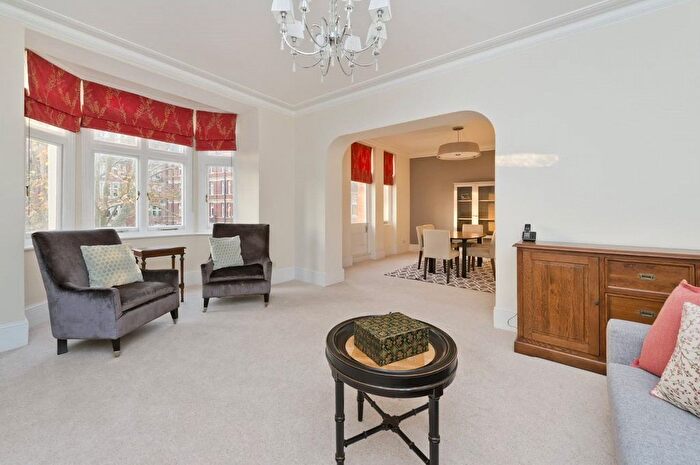 3 Bedroom Flat For Sale In Iverna Court, Kensington, W8