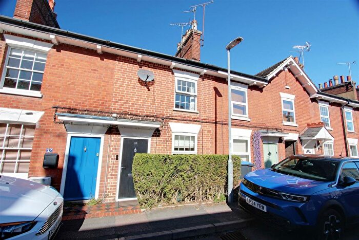 2 Bedroom Terraced House For Sale In Charles Street, Tring, HP23