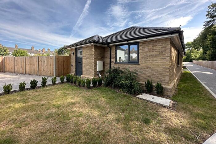 3 Bedroom Bungalow For Sale In Railway Close, Walmer, CT14