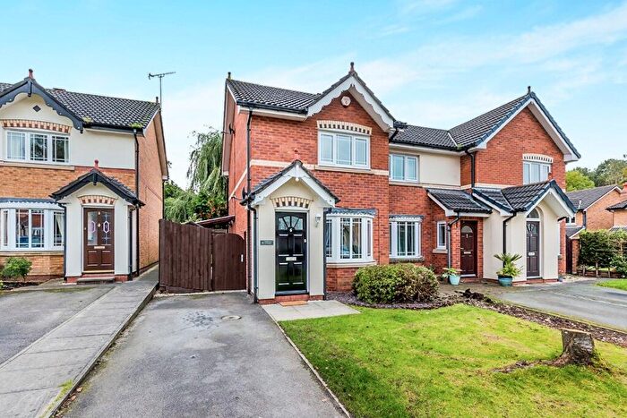 2 Bedroom Semi-Detached House To Rent In Westminster Close, Middlewich, Cheshire, CW10