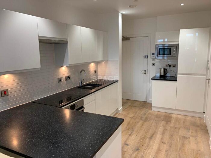 1 Bedroom Flat To Rent In Garrard Street, Reading, RG1