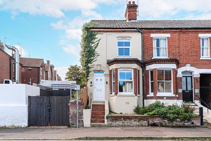 2 Bedroom End Of Terrace House For Sale In Portersfield Road, Norwich, NR2