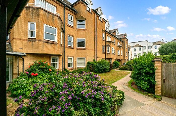 2 Bedroom Flat For Sale In West Street, Worthing, West Sussex, BN11