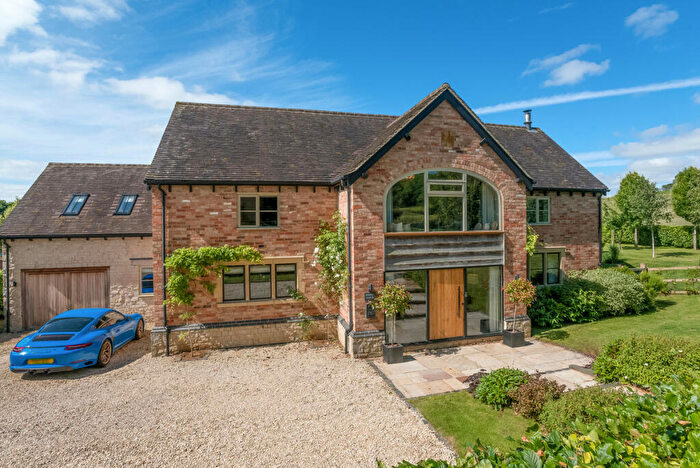 5 Bedroom Detached House For Sale In Combrook, Warwickshire, CV35