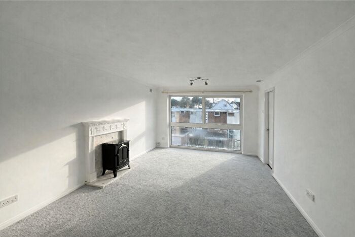 1 Bedroom Apartment To Rent In Stuart Court, Macclesfield, Cheshire, SK10