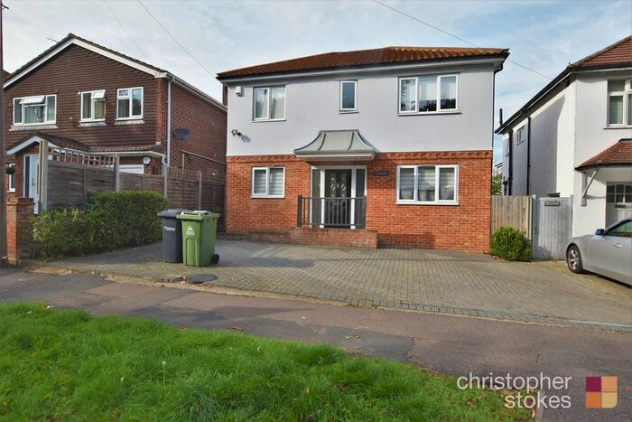3 Bedroom Detached House To Rent In Barrow Lane, Cheshunt, Waltham Cross, EN7