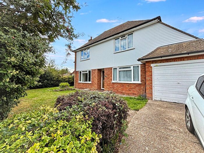 4 Bedroom Detached House For Sale In Riders Bolt, Bexhill-On-Sea, TN39