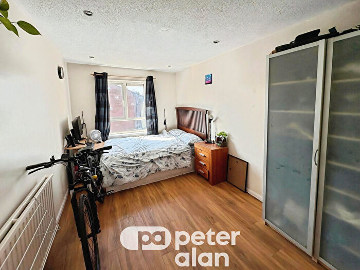 1 Bedroom Flat To Rent In South Morgan Place, Riverside, CF11
