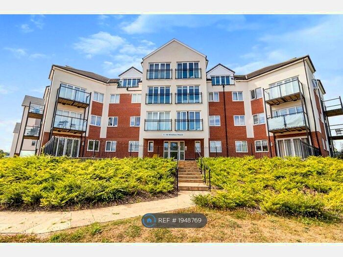 2 Bedroom Flat To Rent In Windlass House, Bedford, MK42