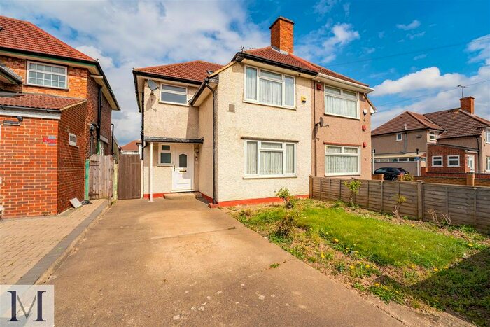 3 Bedroom Semi-Detached House To Rent In Summerhouse Avenue, Heston, Hounslow, TW5