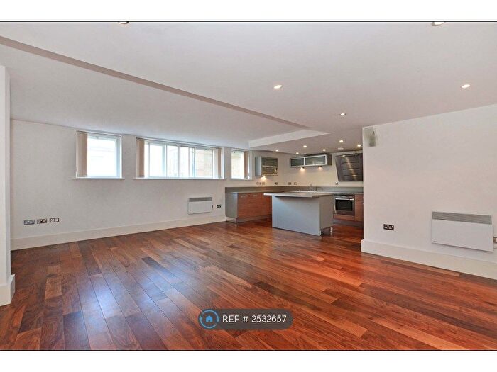 2 Bedroom Flat To Rent In Holly Street, Sheffield, S1