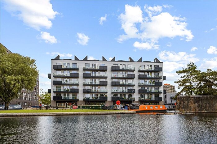 2 Bedroom Flat To Rent In Keepers Quay, Manchester, Greater Manchester, M4