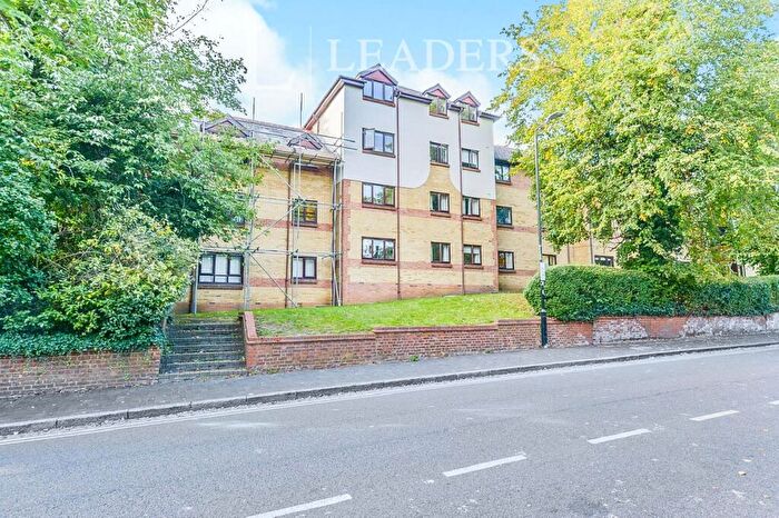 1 Bedroom Flat To Rent In Brooklands Court, Hatfield Road, St. Albans, AL1