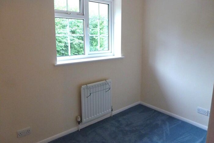 2 Bedroom End Of Terrace House To Rent In Fiveways Close, Cheddar, BS27