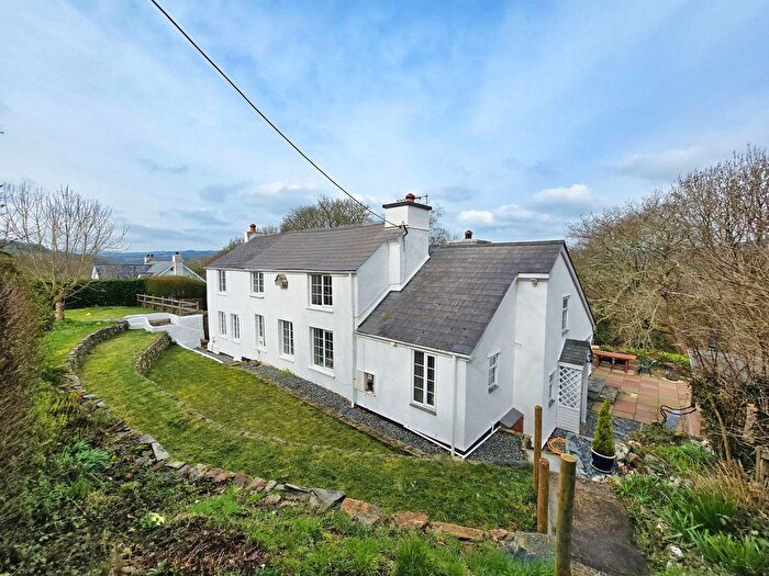 5 Bedroom Cottage For Sale In Yelverton, PL20