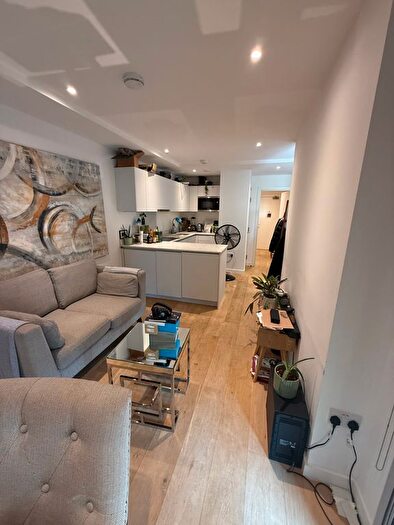 Studio For Sale In Rodney Street, London, N1