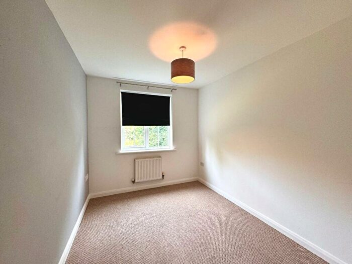 2 Bedroom Flat For Sale In Greenbrook Road, Burnley, BB12