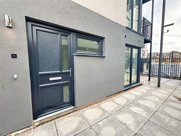 1 Bedroom Flat To Rent In Flat, , Martin Court, Hastings, TN34