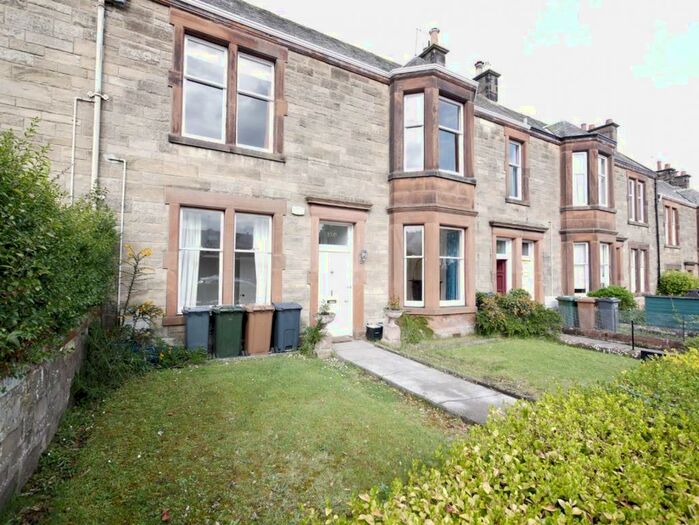 3 Bedroom Flat To Rent In Braid Road, Braids, Edinburgh, EH10